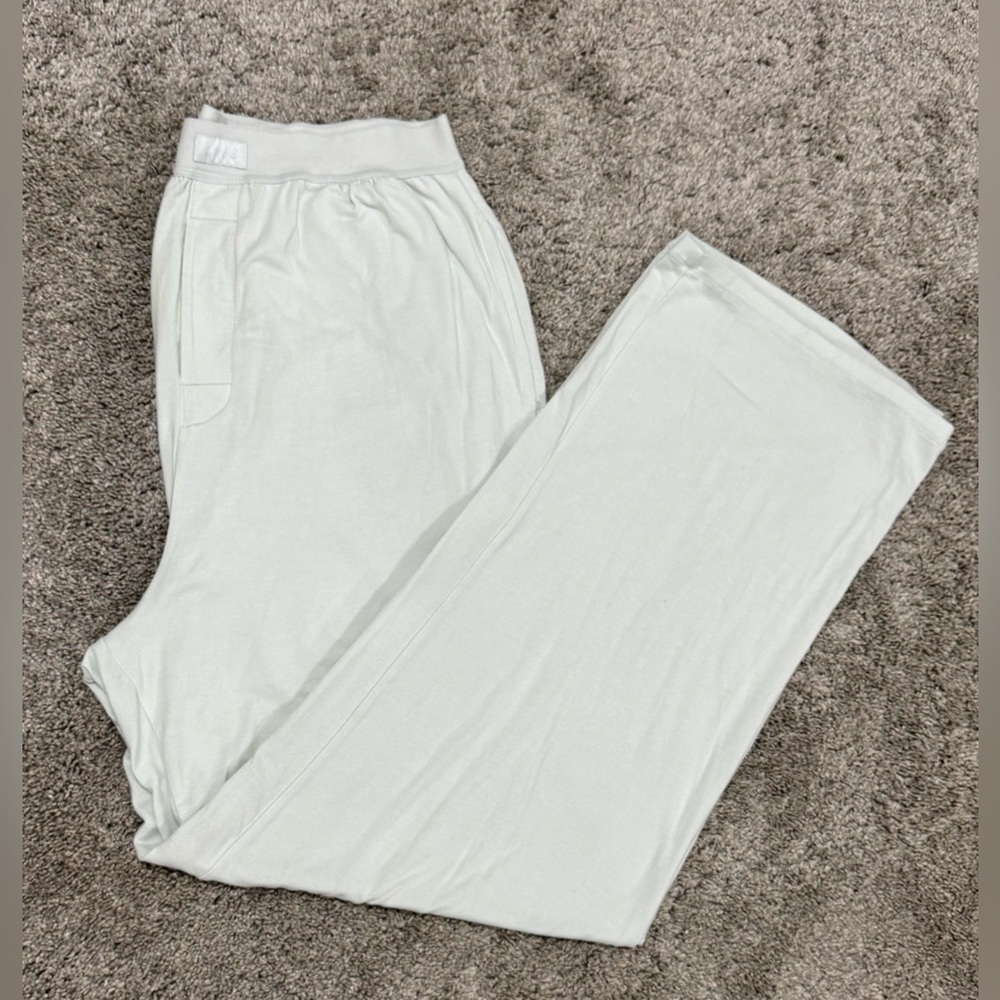 SKIMS Boyfriend Loose Lounge Pants-Unisex Size Medium - Picture 6 of 8